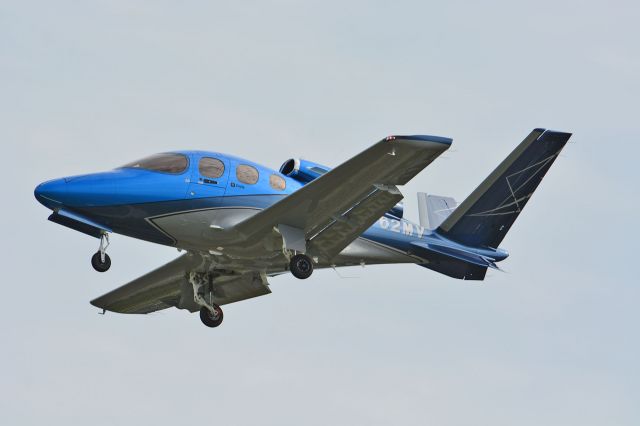 Cirrus Vision SF50 (N762MV)