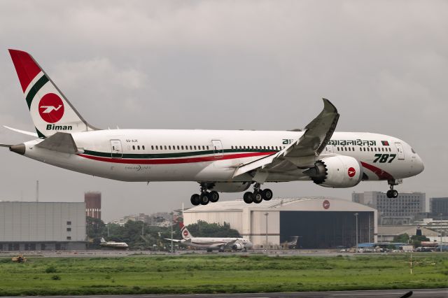 Boeing 787-9 Dreamliner (S2-AJX) - 18th June, 2025: "Ochin Paakhi" about to touch don on rwy 14 at Dhaka's Zia International Airport after operating flight BG 340 from King Khaled International Airport in Riyadh. 