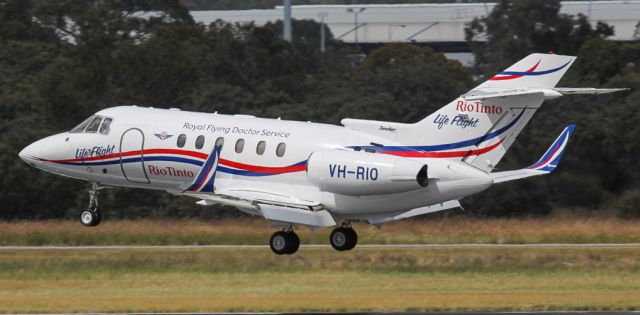 Hawker 800 (VH-RIO)