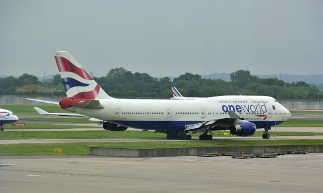 Boeing 747-400 (G-CIVZ) - British Airways Boeing 747-436 G-CIVZ in London Heathrow 