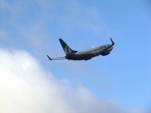Boeing 737-700 (N299AT)