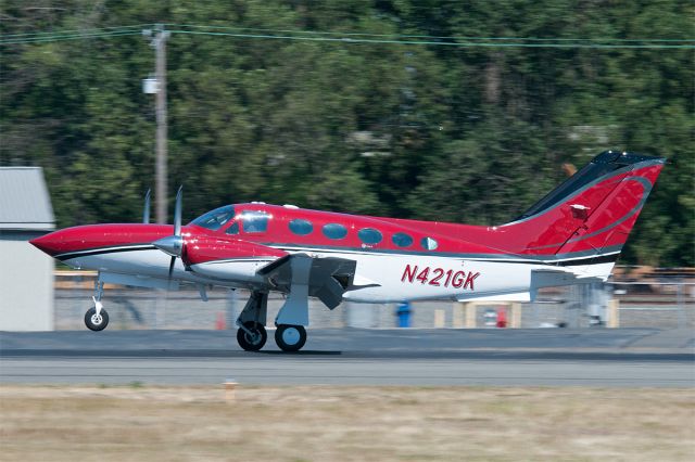 Cessna 421 (N421GK)