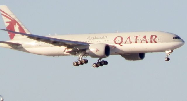 BOEING 777-200LR (A7-BBH)