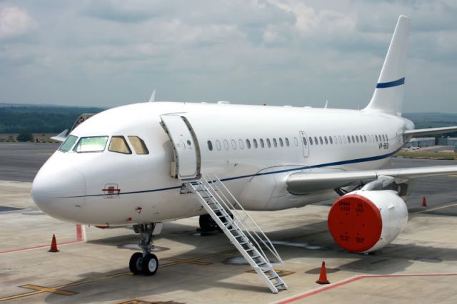 Airbus A319 (VP-BED)