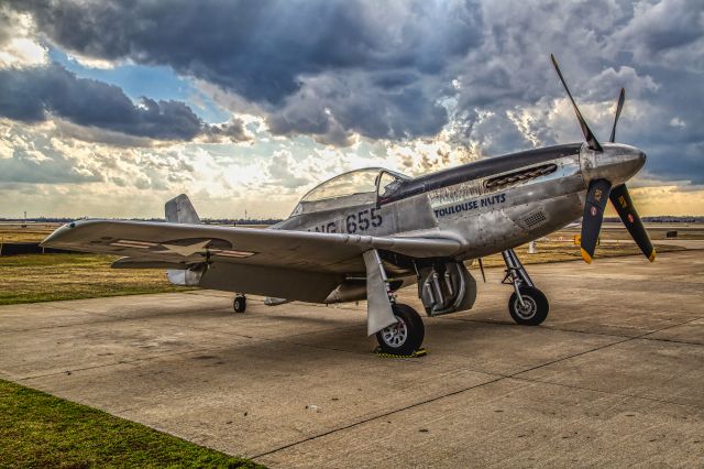 North American P-51 Mustang —