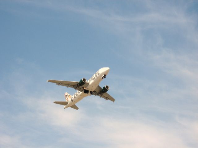 Airbus A319 (N941FR) - Taking off from RWY 19R