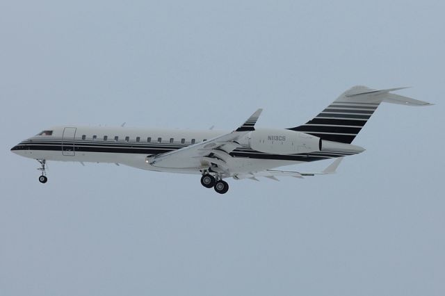 Bombardier Global Express (N113CS)