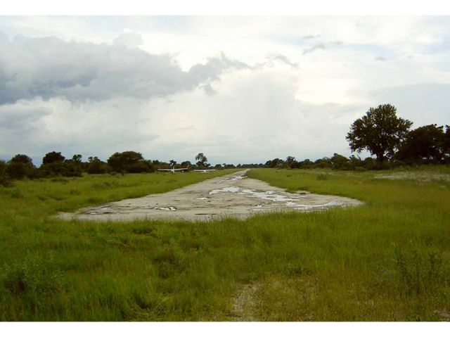 ZS-AVB — - The old Vumbura airstrip, Okavango, Botswana. Runway is very good now after re-contruction.