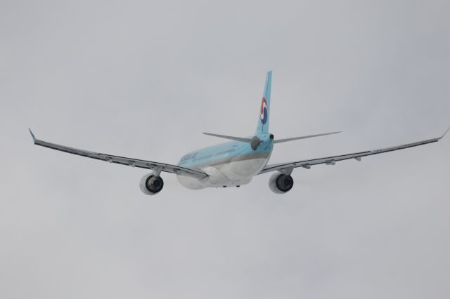 Airbus A330-300 (HL7587) - 07 January 2016:HKD-HNL.