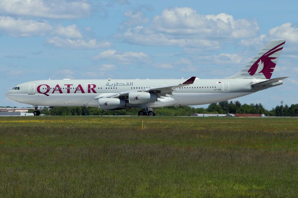 Airbus A340-200 (A7-HHK) - 'Alpha 7 Hotel Hotel Kilo' lining up on 34 for departure to KBOS  (5/28)