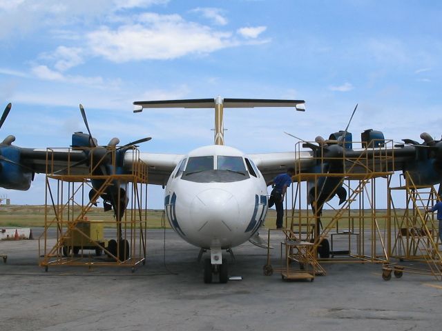 YV639C — - Dash 7 undergoing maintenance