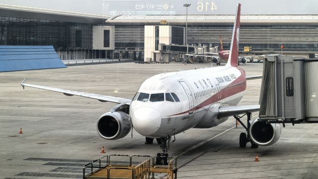 Airbus A320 (B-6323) - 2025.04.04 CSC A320-200 IN ZSHC