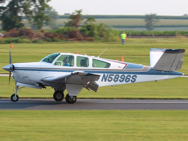 Beechcraft 35 Bonanza (N5896S)