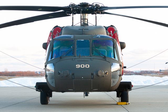 1620900 — - A US Army UH-60 Blackhawk from the Ohio National Guard sitting peacefully on the Ankeny Regional Airport apron. Shot on a Canon EOS 50D @ 56mm, 1/125th, F/8, ISO 200.