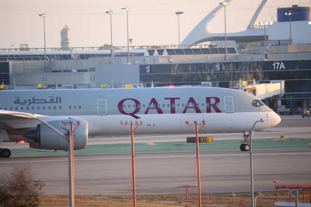 Airbus A350-1000 (A7-ANQ)