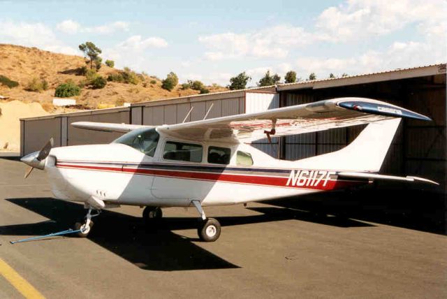 Cessna Centurion (N6117F)