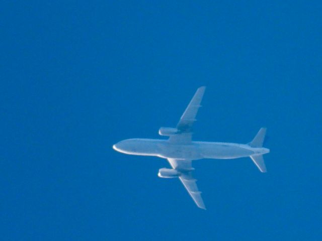 Airbus A320 (N416UA) - UAL2645br /EWR-PHXbr /07/15/22