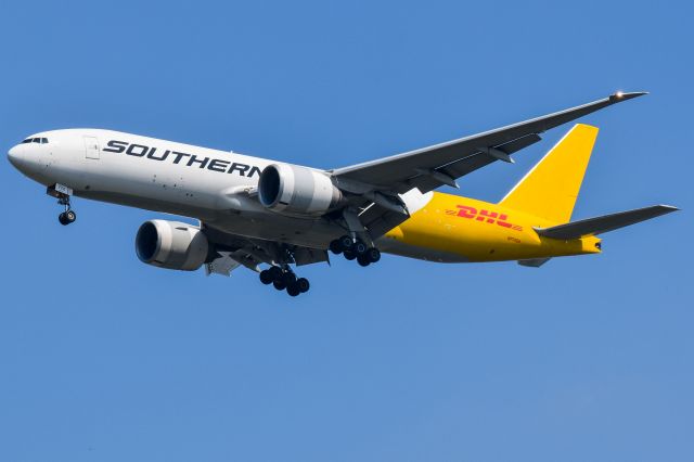 Boeing 777-200 (N774SA)