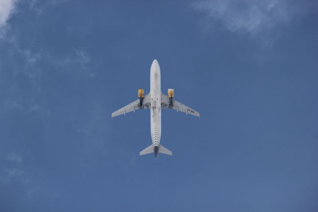 Airbus A320 (EC-KKT)