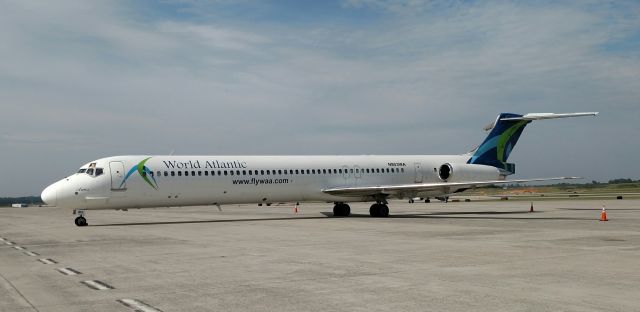 McDonnell Douglas MD-82 (N803WA)