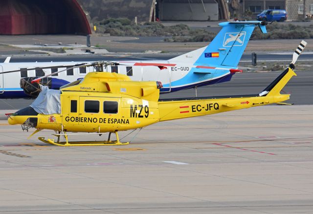 Bell 412 (EC-JFQ)
