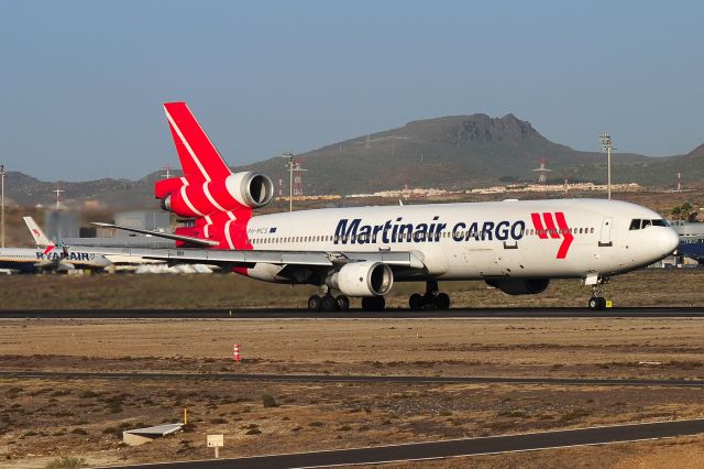 Boeing MD-11 (PH-MCS) - TENERIFE SURbr /DICIEMBRE 2013-br /TENERIFE SOUTH AIRPORTbr /2013-DECEMBER