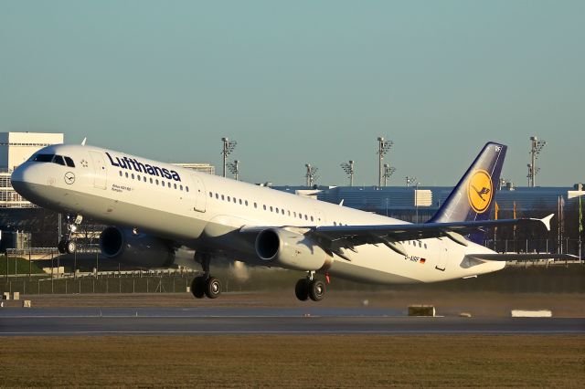 Airbus A321 (D-AIRF)