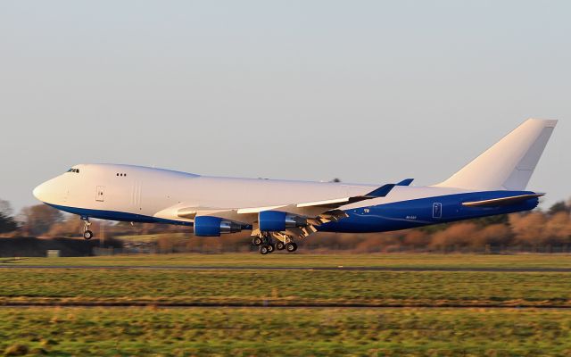 Boeing 747-400 (A6-GGP) - dubai air wing b747-412f a6-ggp about to land at shannon 28/12/16.