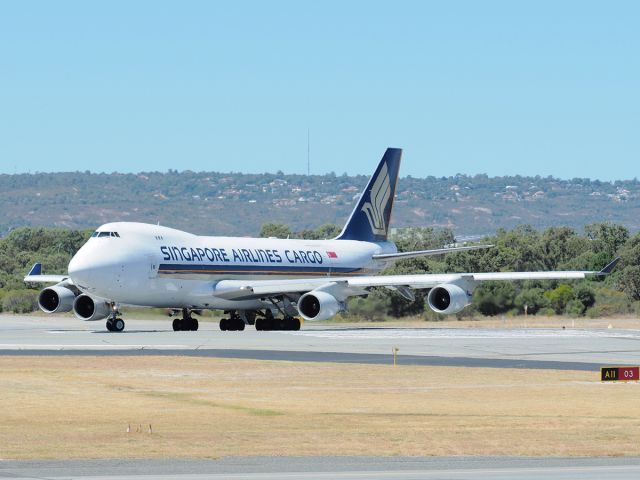 Boeing 747-400 (9V-SFP)