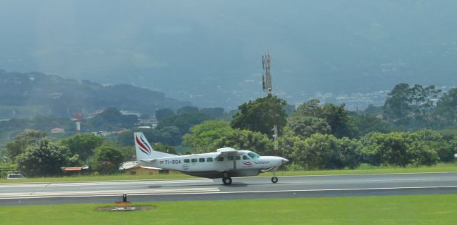 Cessna Caravan (TI-BGA) - "PURA VIDA"