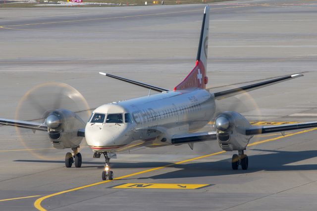 de Havilland Dash 8-400 (HB-IZH)