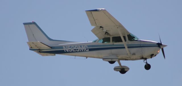 Cessna Skyhawk (N529MC)