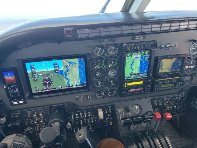 Beechcraft King Air 100 (N24EM) - New panel!