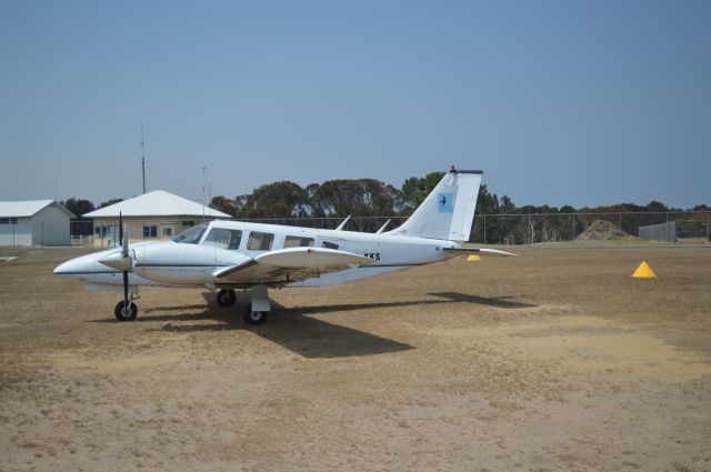 Piper Seneca (VH-KKS) - locally owned seneca, Jan 2016