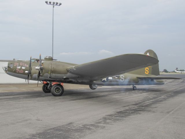 Boeing B-17 Flying Fortress (N3701G)