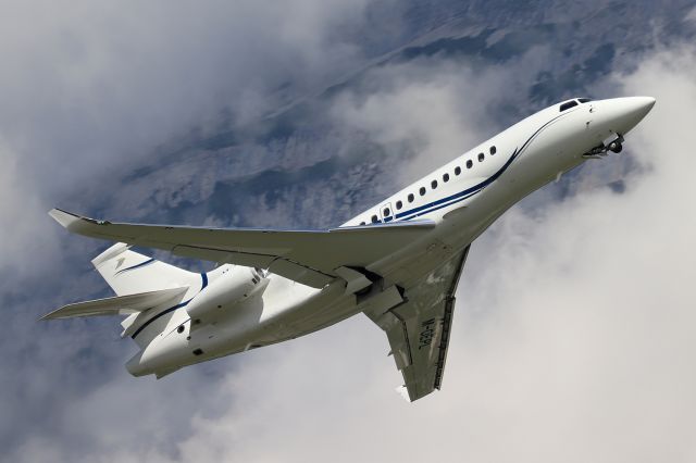 Dassault Falcon 8X (M-OEPL)