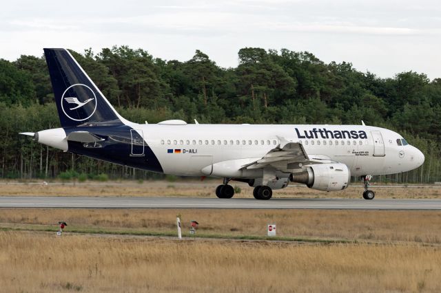Airbus A319 (D-AILI)