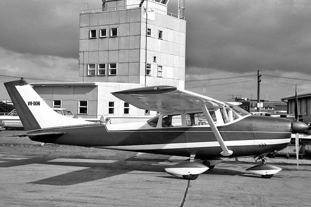 Cessna Skylane (VH-DON) - CESSNA 182E - REG VH-DON (CN 53887) - ESSENDON MELBOURNE VIC. AUSTRALIA - YMEN (18/7/1972)