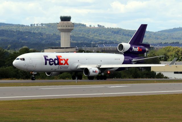 Boeing MD-11 (N573FE) - FDX 9798 taxiing for departure back to Anchorage