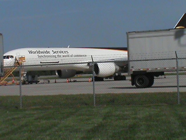 Boeing 757-200 (N410UP)