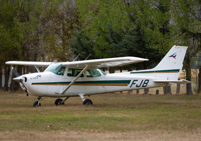 Cessna Skyhawk (ZK-FJB)