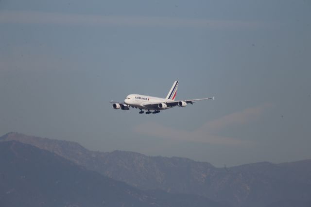 Airbus A380-800 (F-HPJE)