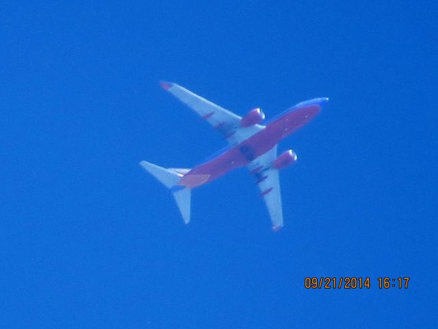 Boeing 737-700 (N743SW) - Southwest flight 110 from MDW to Tulsa over Baxter Springs Kansas (78KS) at 33,000 feet.