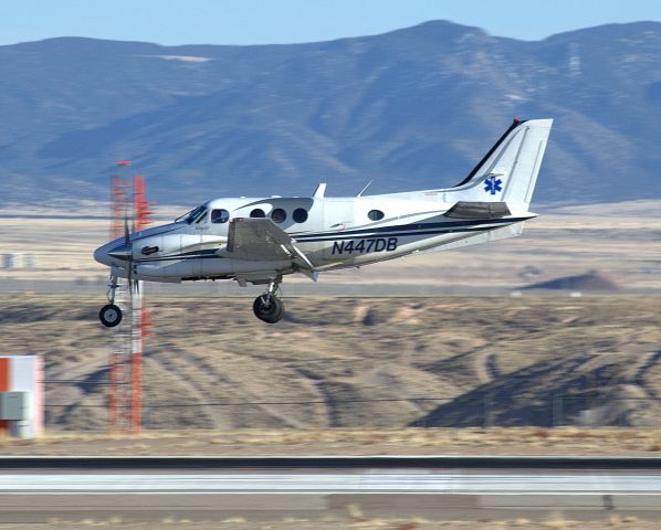 Beechcraft King Air 90 (N447DB)