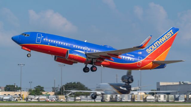 Boeing 737-700 (N498WN) - 5/31/19