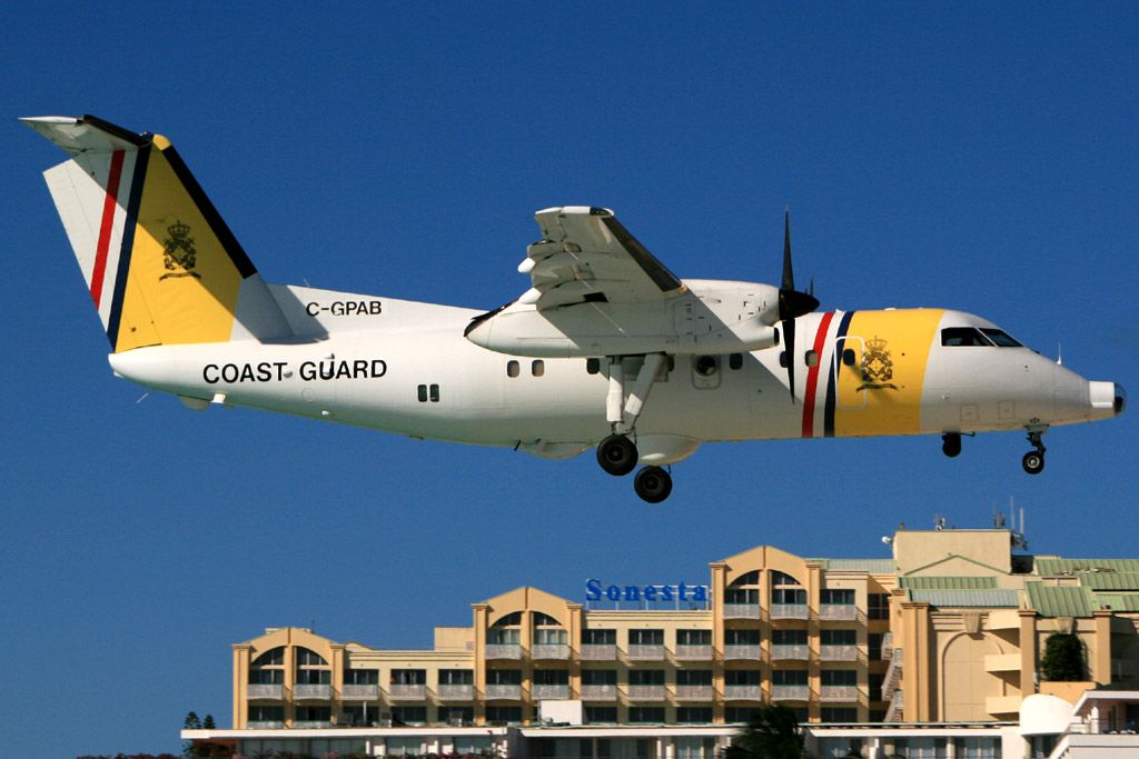 de Havilland Dash 8-300 (C-GPAB)