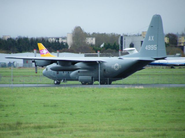 Lockheed C-130 Hercules (16-4995) - 164995 C130 OF USMC IN EINN 15-10-2011