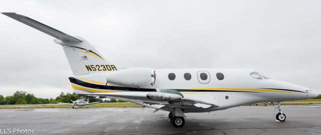 Beechcraft Premier 1 (N523DR)