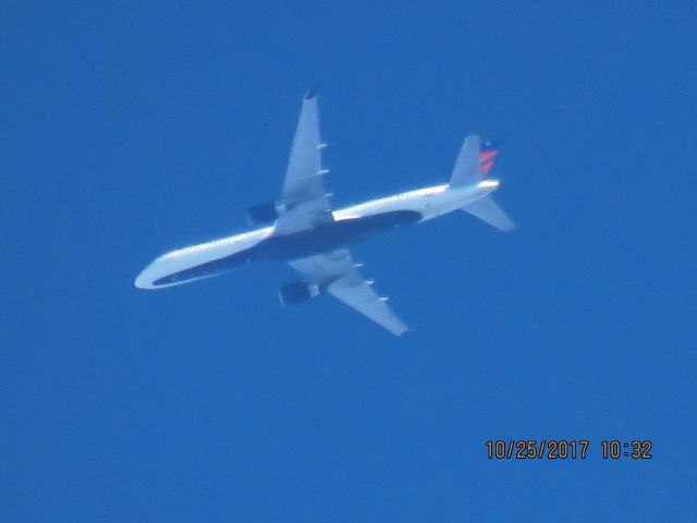 Boeing 757-200 (N551NW)