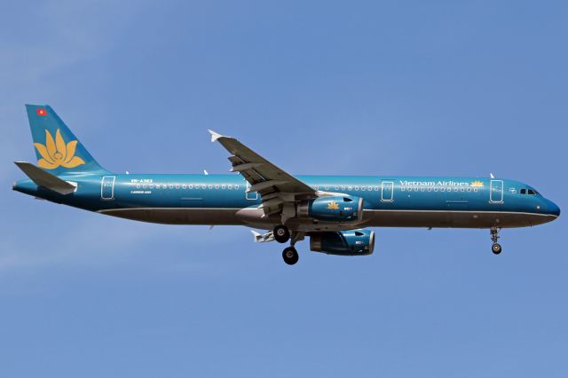Airbus A321 (VN-A363)